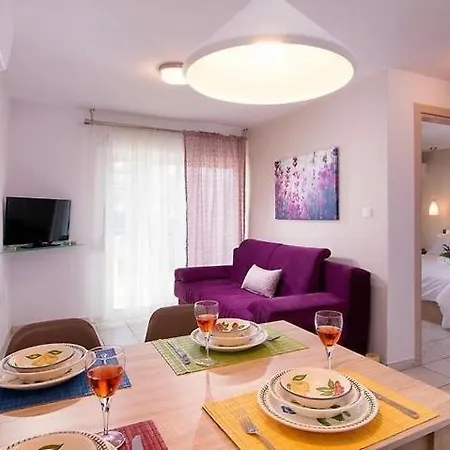 Апарт-отель Lena 3 Потос