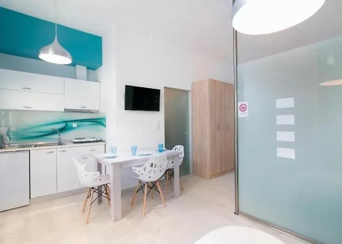 Lena 3 Hotel de apartamente 3*